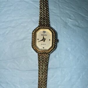Vintage Gruen women’s Quartz Gold tone watch
